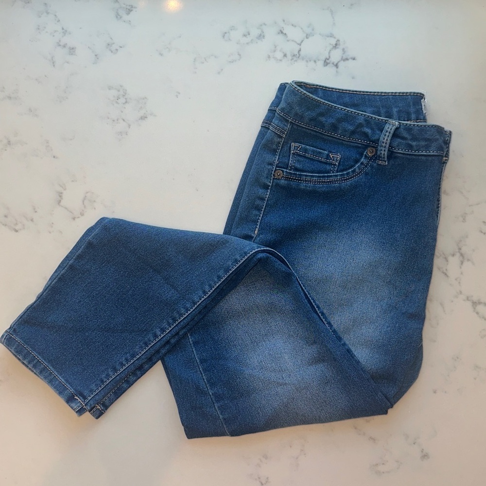 Artisan NY Jean Leggings - Picture 2 of 8